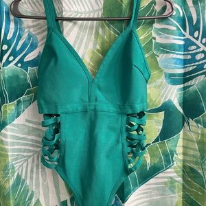 Fashion Nova bandage swimwear (lightly worn once)